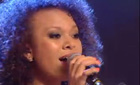 Agnes Jamille dá show e deixa jurados encantados